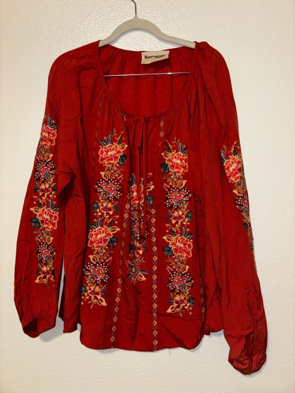 Savanna Jane (L) EMBROIDERED PEASANT TOP, RED (Like NEW)